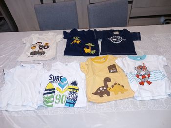 Lots tee-shirts 12 mois
