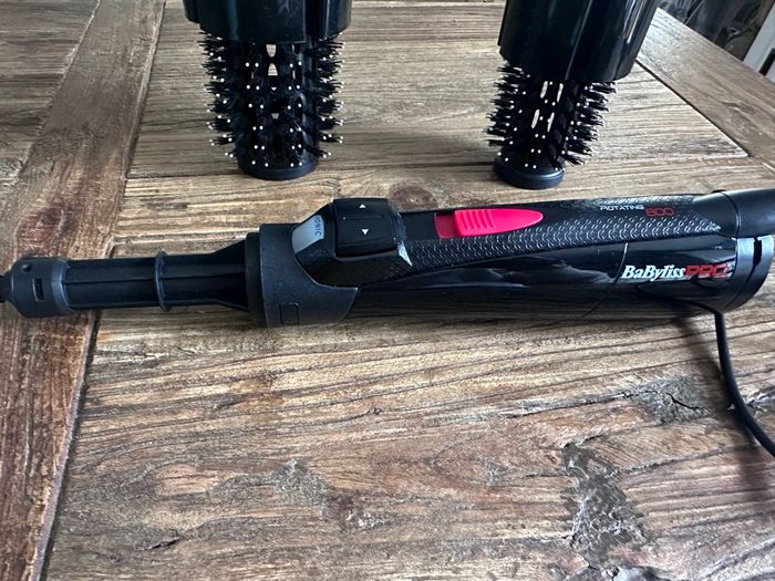 Brosse soufflante rotative Babyliss ROTATING 800 - 2 têtes et notices - photo numéro 3