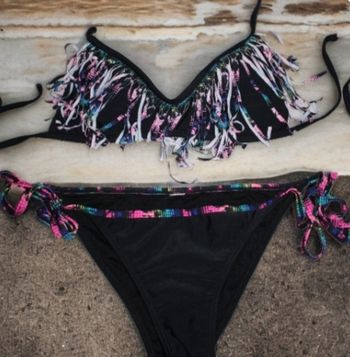 Maillot de bain noir franges multicolores 36