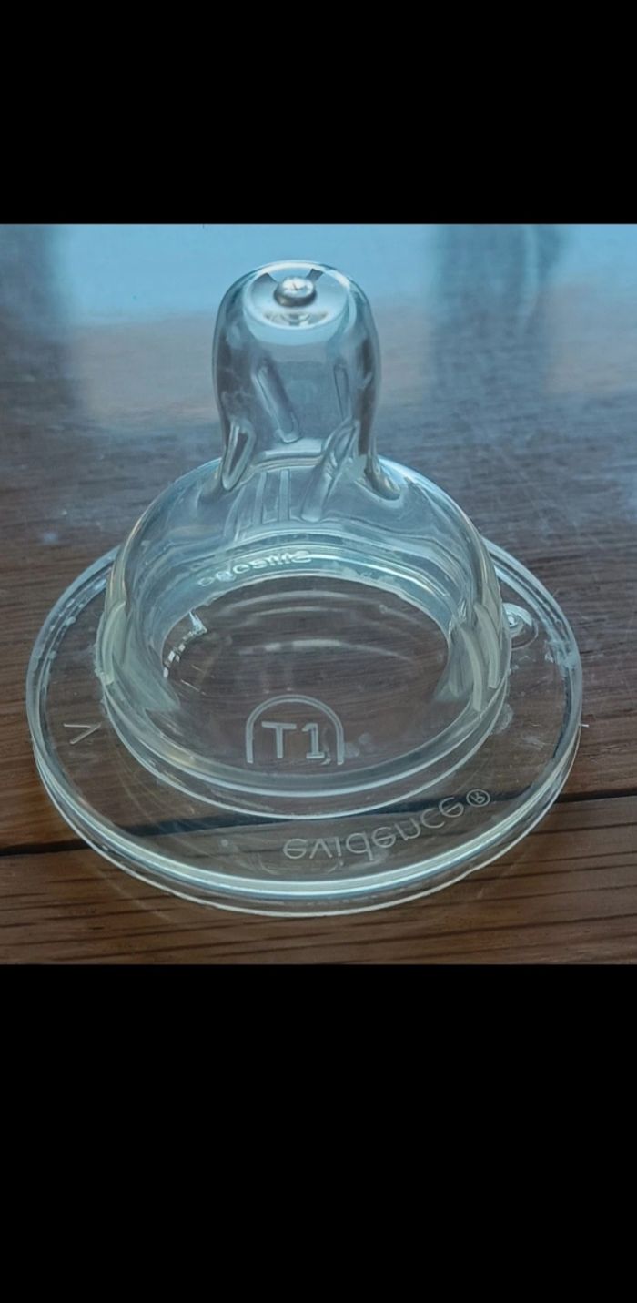 Biberon en verre T1/2/3 - photo numéro 4