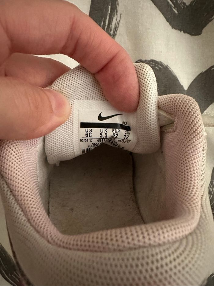 Chaussure Nike - photo numéro 3