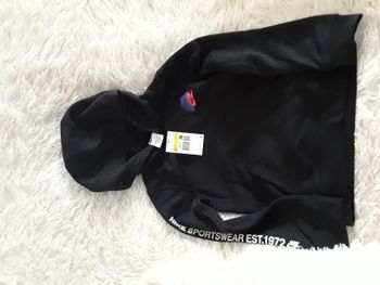 SWEAT À CAPUCHE NIKE NEUF TAILLE 8-10 ANS