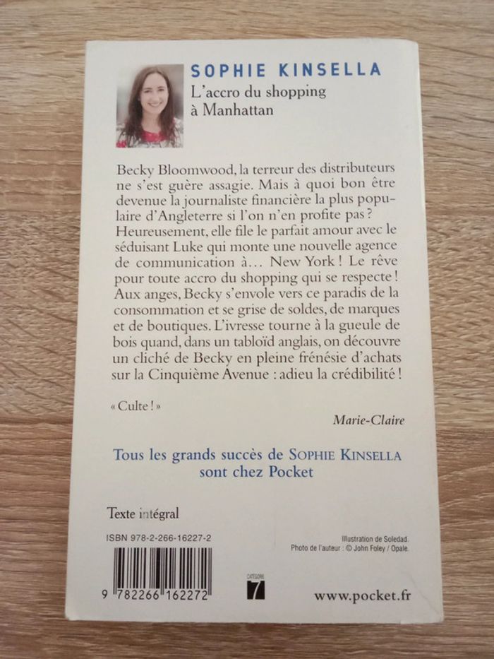 Sophie Kinsella 🔹 L'accro du shopping à Manhattan - photo numéro 2