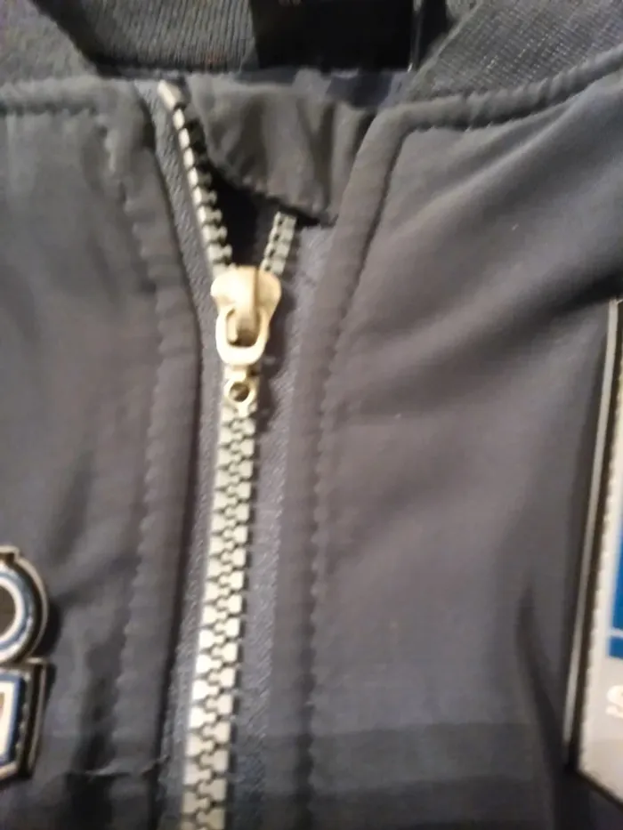Veste enfant taille 10 ans - photo numéro 4