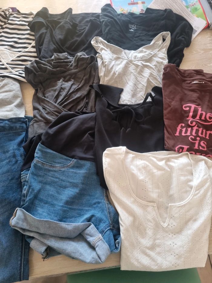 Lot vêtements maternité - photo numéro 3