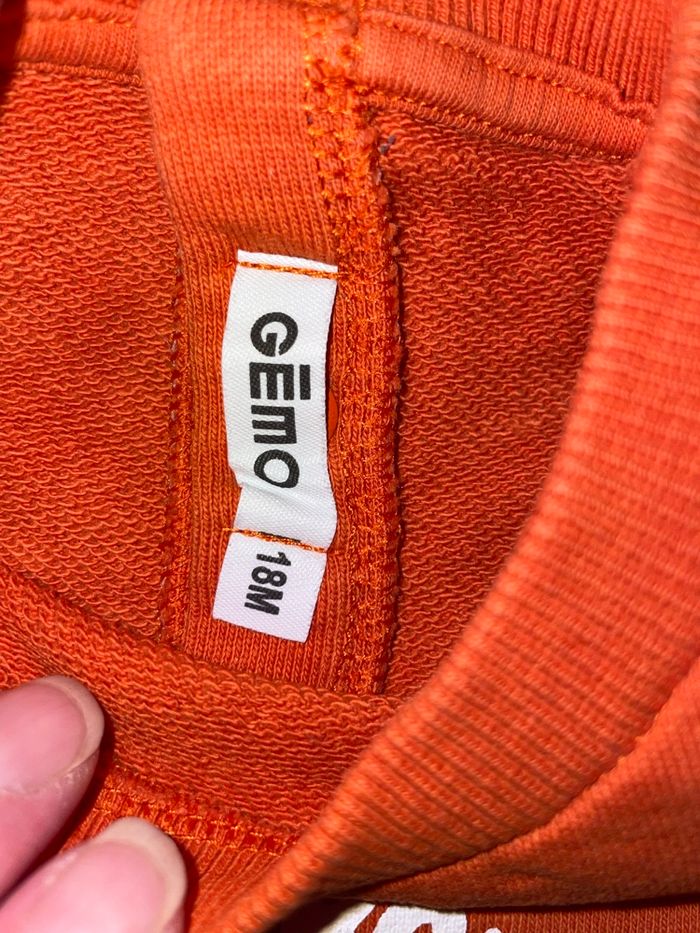 Sweat orange 18 mois gemo avec dinosaure - photo numéro 4