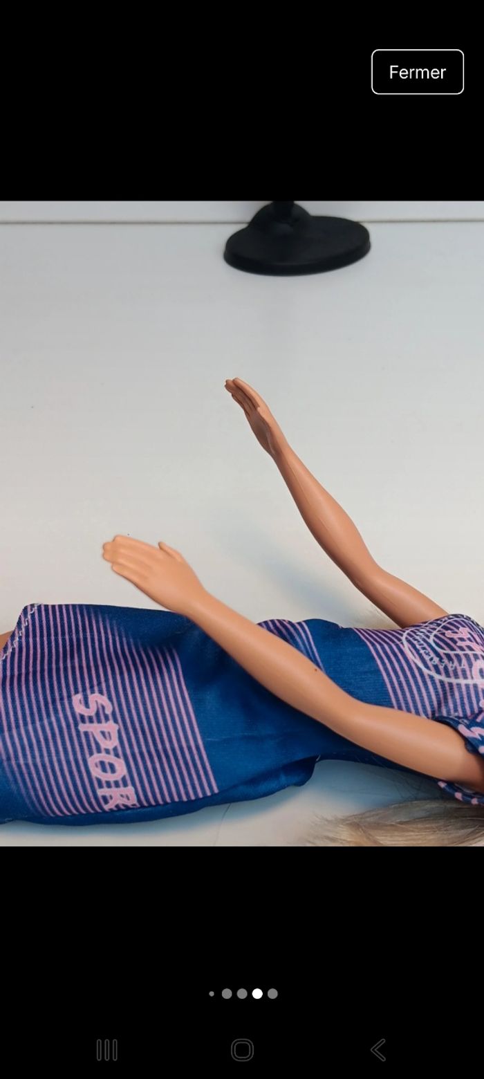 Poupée mattel barbie tenue sport tête 2015 corp 2015 fjf13
Poupée et ensemble compris - photo numéro 7