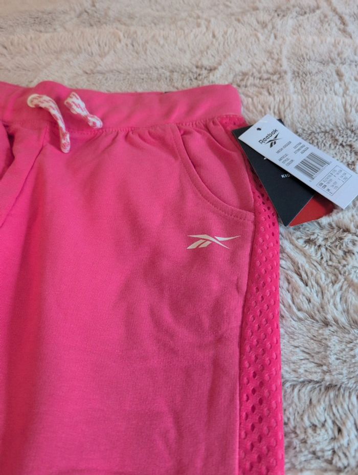 Pantalon de jogging. 14/15 ans. Reebok. Neuf - photo numéro 3