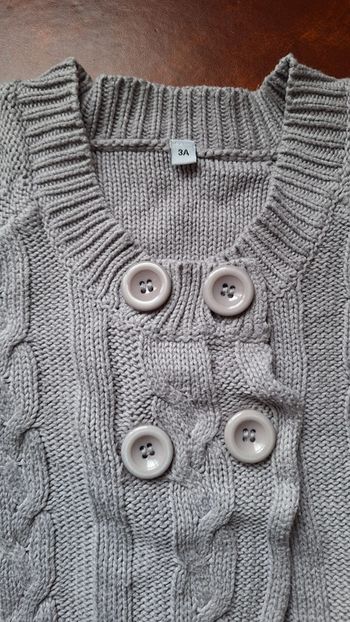 Gilet sans manche torsadé 3 ans