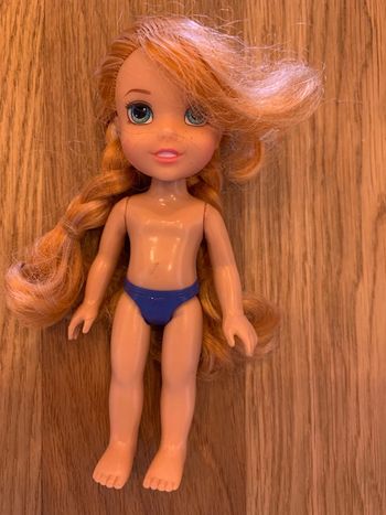 petite poupée Anna Disney dessin animé la Reine des Neiges nue  poupée n•2