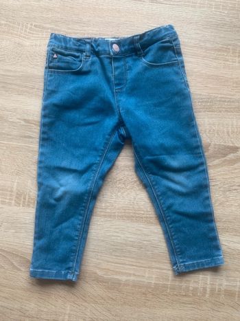 • Jean Zara Baby Girl ~ 18/24 mois•