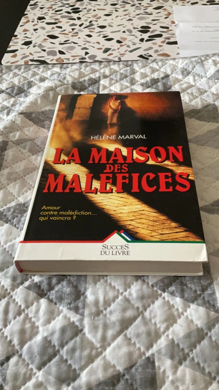 # la maison des maléfices Hélène Marval - photo numéro 2