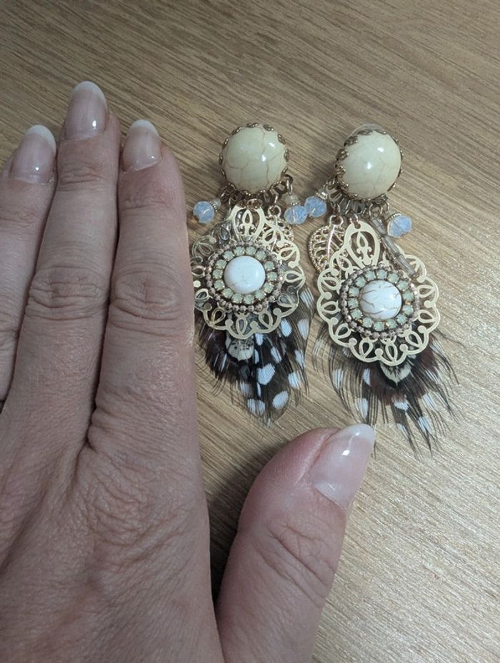 Jolies boucles d'oreille neuves - photo numéro 4
