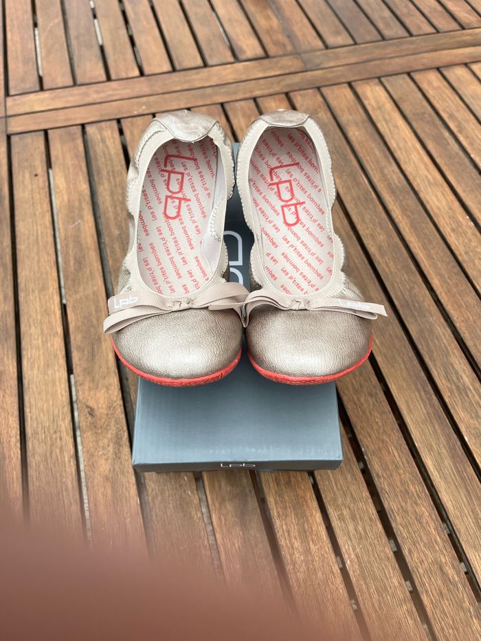 Ballerines les petites bombes taille 37, argenté