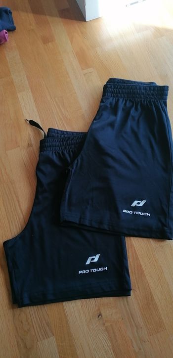 Lot short de sport taille S Pro touch 