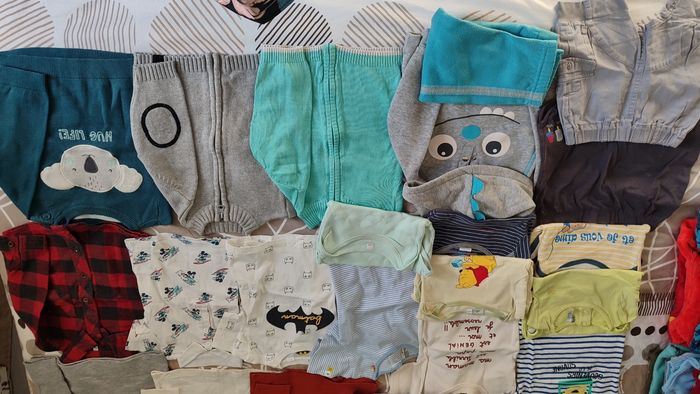 Lot ou pièces 12 mois de 36 pièces en très bon état - photo numéro 2