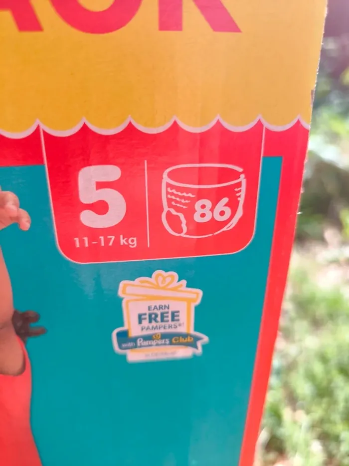 Lot de 2 cartons de Pampers pants taille 5 (172 couches ) neuves - photo numéro 2