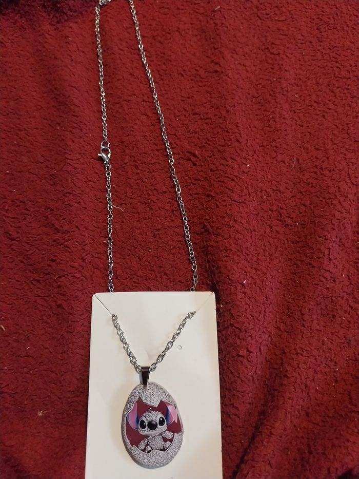 Collier acrylique 2D plat stitch - photo numéro 3