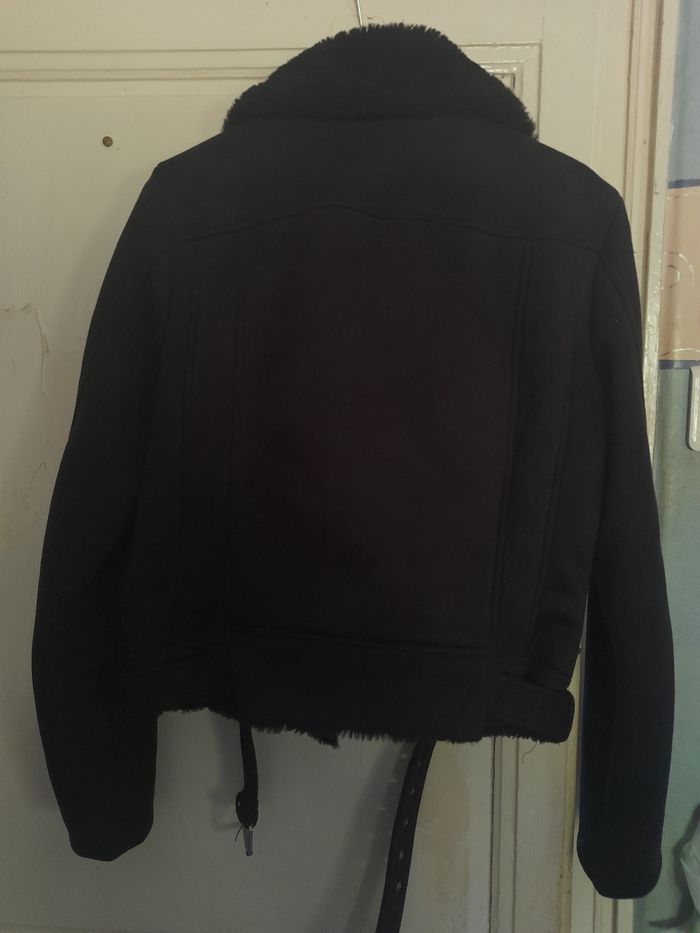 Manteau/blouson fourré noir, marque Pimkie, taille M - photo numéro 3
