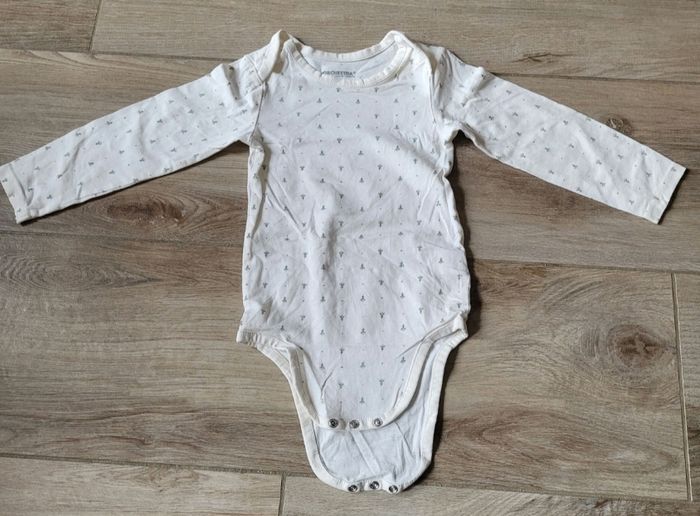 Lot de 7 bodies manches longues taille 36 mois - photo numéro 3