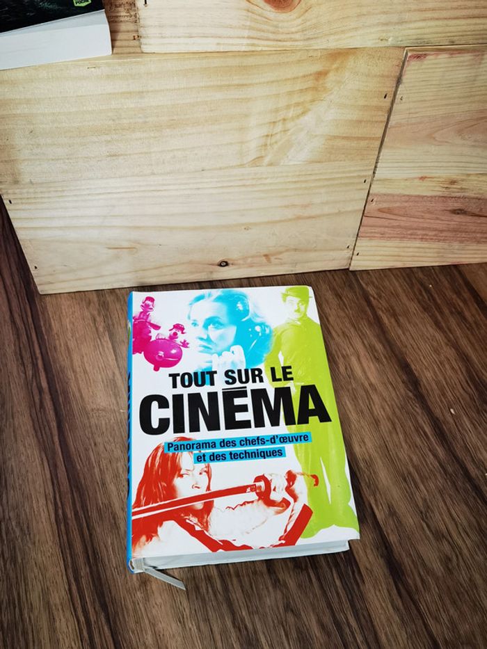 D4293 : Livre "Tout sur le cinéma" - photo numéro 2