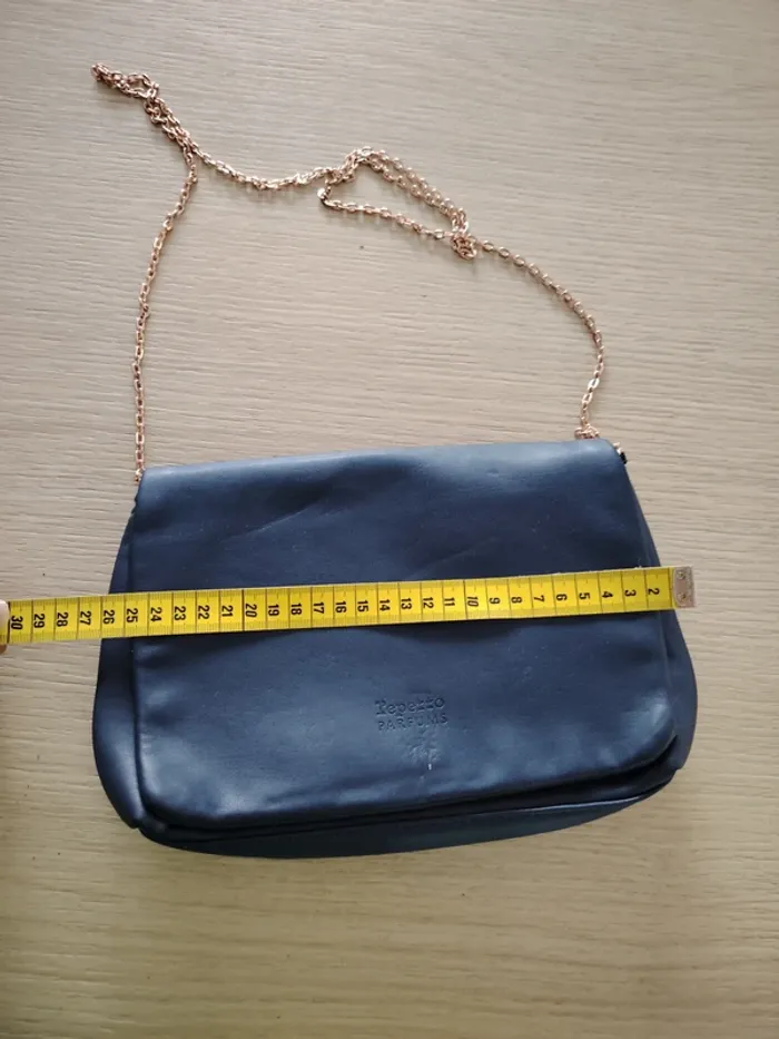 pochette bleu repetto - photo numéro 8