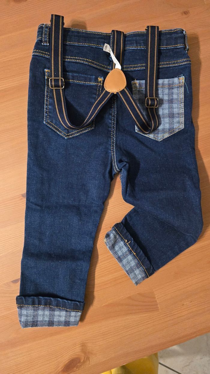 NEUFS NON PORTÉS 🏷💙🥰 superbe ensemble teeshirt ml et jeans 36mois garçon 🥰💙 - photo numéro 5