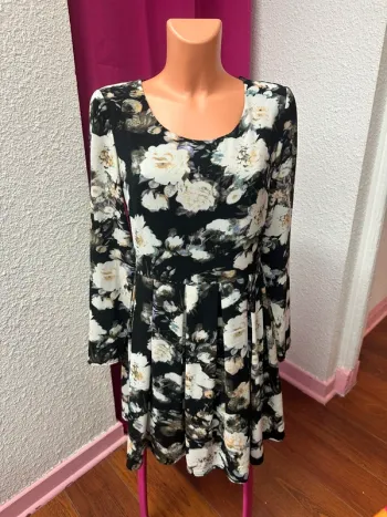 Robe à fleurs Vila taille M