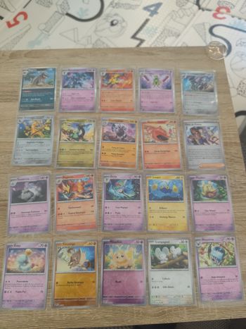 Lot 20 cartes Pokémon neuves destinées de Paldea EV4.5 holographique reverses brillantes