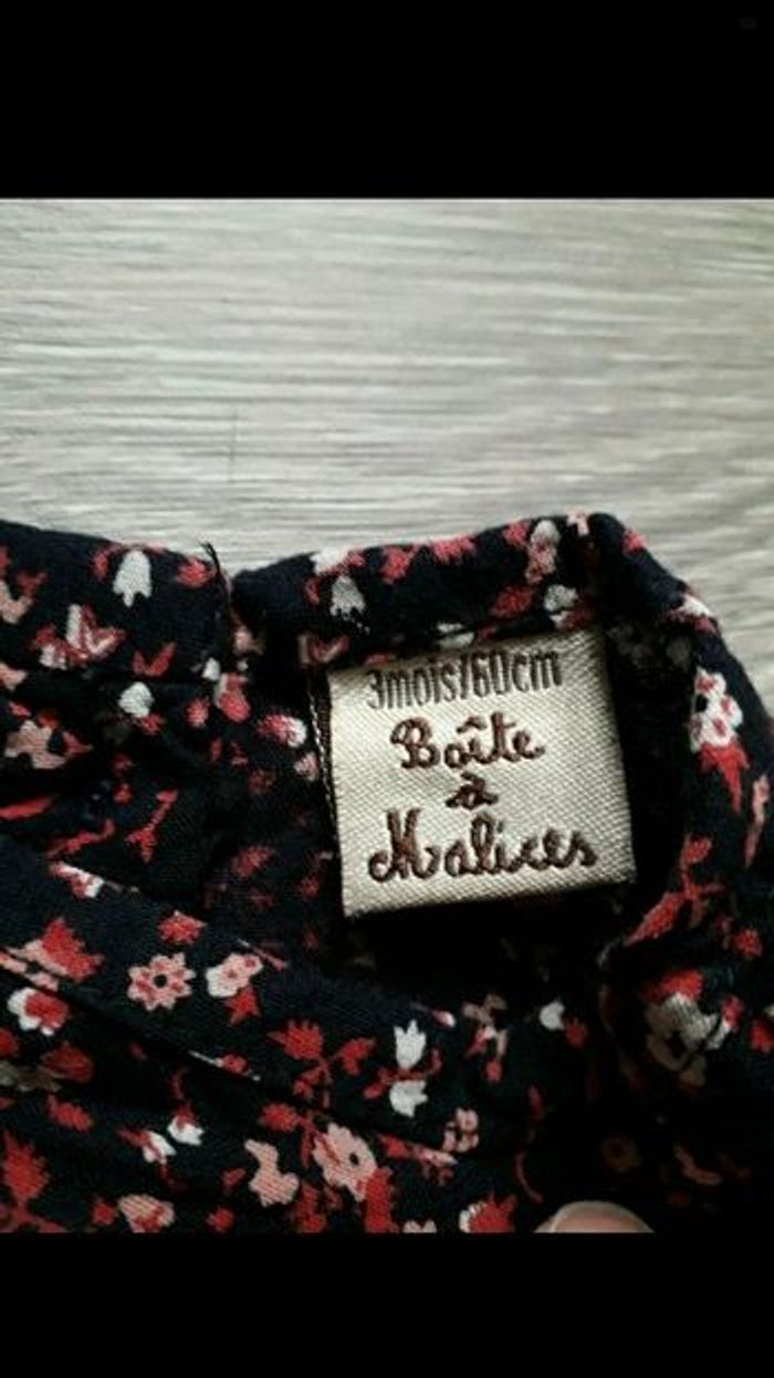 Blouse fleurie 3mois - photo numéro 2