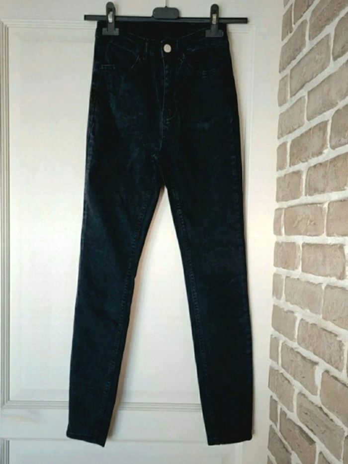 Jean slim noir taille haute XXS 32 - photo numéro 2