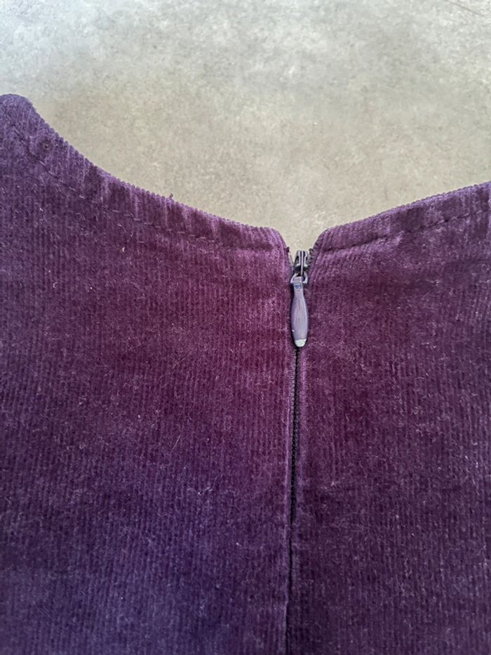 Jolie robe violette velours - photo numéro 4