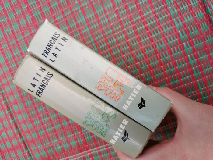 Lot de 2 dictionnaires latin-français - photo numéro 11