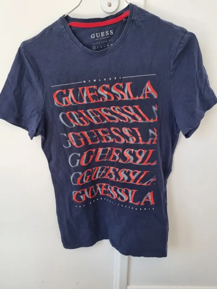 Tee shirt guess