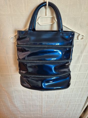 sac à main bleu guerlain