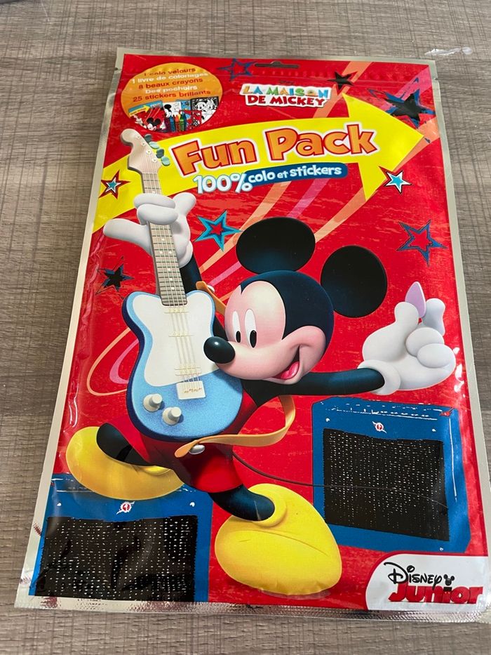 Pochette Mickey neuve - photo numéro 2