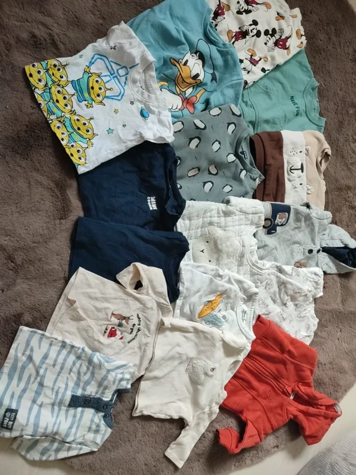 Lot hauts bébé - photo numéro 3