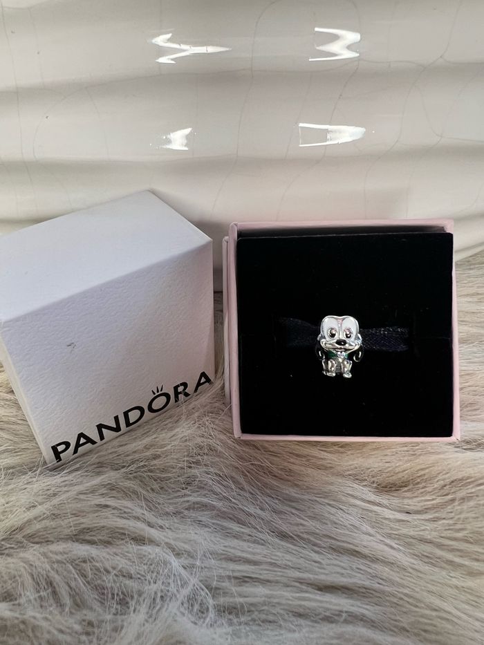 Perle Disney pand0ra pluto