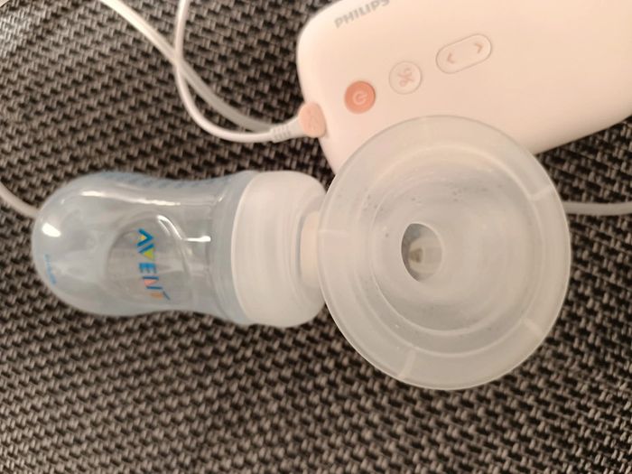 Tire lait électrique Philips avent + tire lait manuel - photo numéro 5
