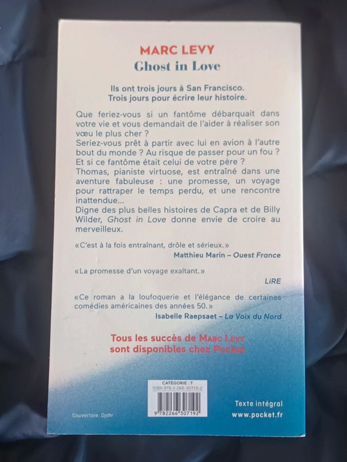 Livre Ghost in Love Marc Levy - photo numéro 2