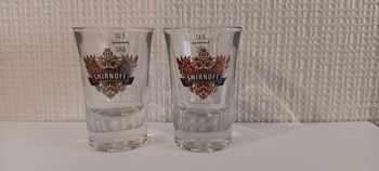 🎉 Lot de 2 Verres Shooter Smirnoff Dorés – Édition Collector ! 🎉