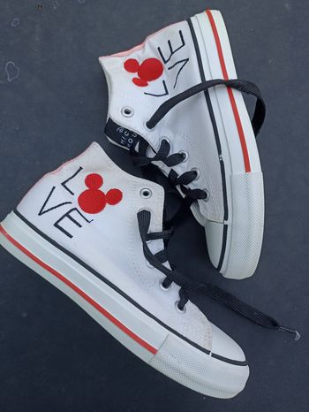 Basket montante en toile blanche Mickey