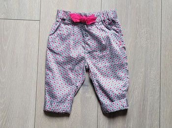 Pantalon fluide gris et framboise. Fille 6 mois. Marque Obaibi
