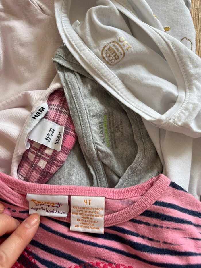 T-shirts Kiabi, C&A, H&M taille 110 / 5 ans. - photo numéro 7
