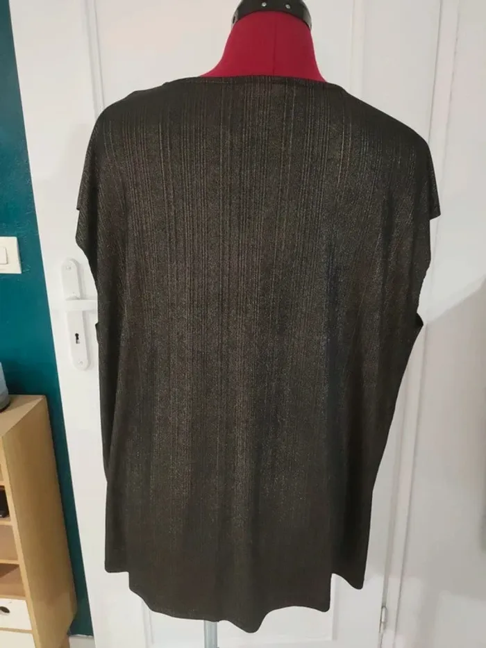 Top fluide - photo numéro 4