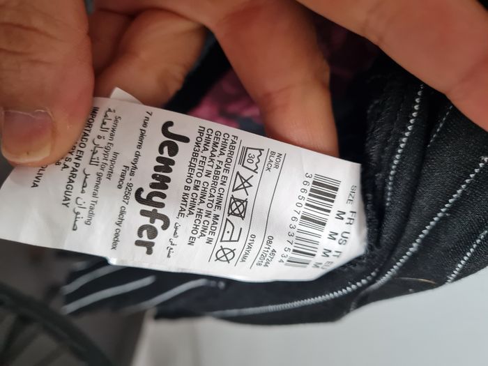 Jolie veste noire rayée - photo numéro 6