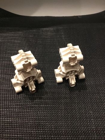 Lego Bionicle lot 2 corps torses blancs pièces détachées