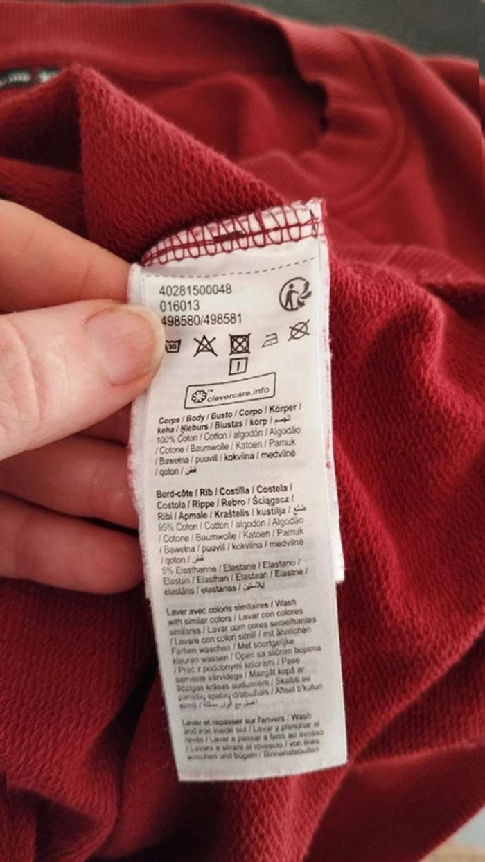 Sweat  bordeaux  taille xs avec  écritures  true love - photo numéro 8