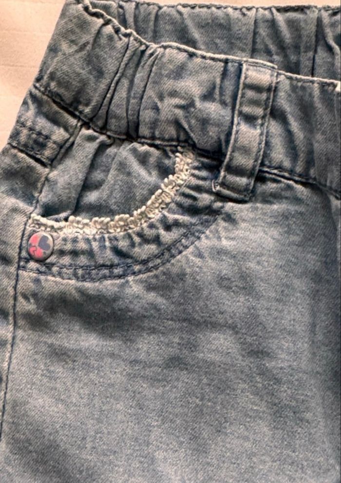 Pantalon  bébé fille 9 mois - photo numéro 2