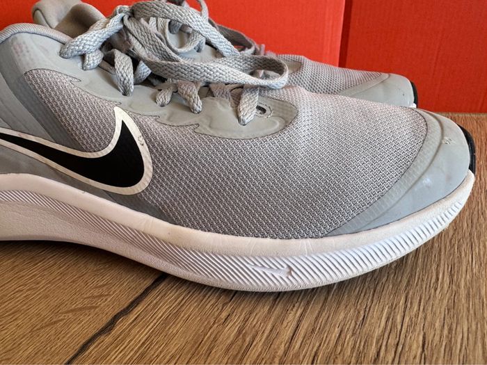 Baskets Nike star runner 3 pointure 38 très bon état - photo numéro 4
